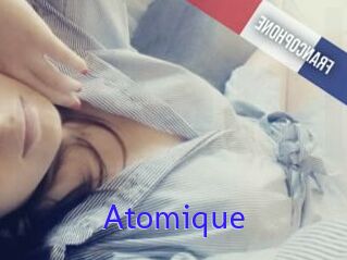 Atomique