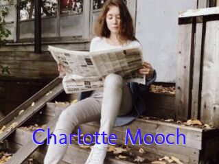 Charlotte_Mooch