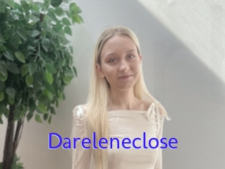 Dareleneclose
