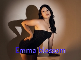 Emma_blossom