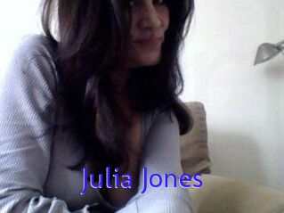 Julia_Jones