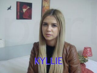 KYLLIE_