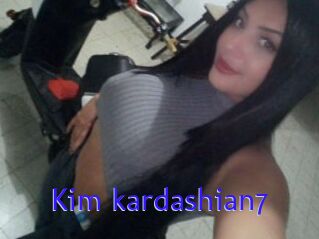 Kim_kardashian7
