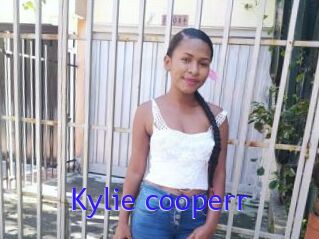 Kylie_cooperr
