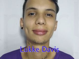 Lukke_Davis