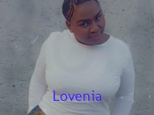 lovenia Porno Bild