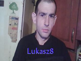 Lukasz8