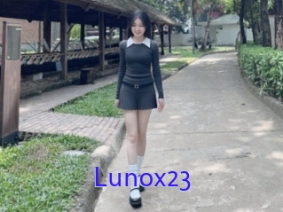 Lunox23