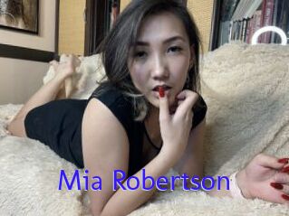 Mia_Robertson