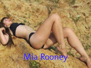 Mia_Rooney