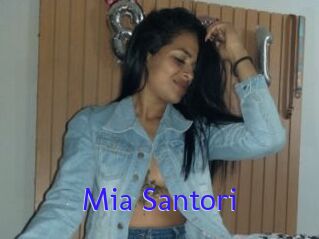 Mia_Santori
