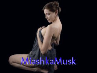 MiashkaMusk