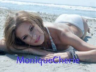 MoniqueCherie