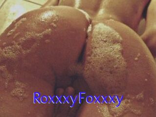 RoxxxyFoxxxy