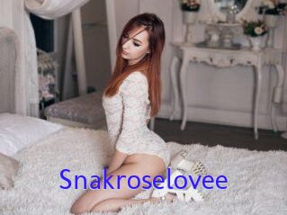 Snakroselovee