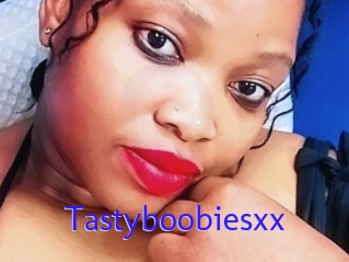 Tastyboobiesxx